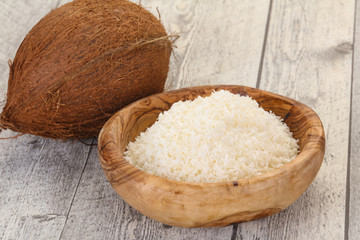 Coconut shredded chip with nut