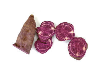 Obraz premium Sweet potatoes isolated on white background. Ipomoea batatas. Batata potato.