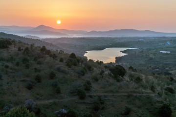 Amanecer en el Charco el Cura. El Tiemblo. Avila. España. Europa.