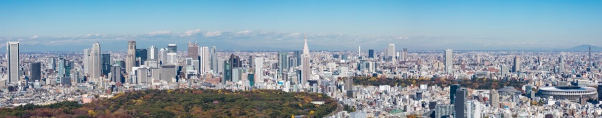 Fototapeta na wymiar (東京都-風景パノラマ)ラウンジから望む新宿・外苑風景２