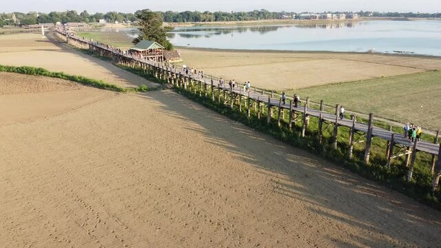 MANDALAY/MYANMAR(BURMA) - 04th Dec, 2019 : U BEIN BRIDGE is one of the famous teakwood bridge in the world. Located in Mandalay, Myanmar.