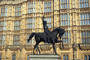 Inghilterra , Uk , Londra - Westminster palazzo e statua con cavallo e cavalliere