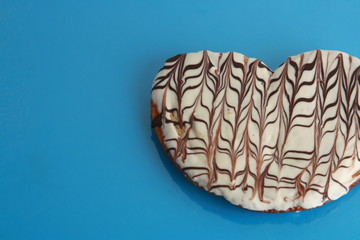 chocolate palm tree black and white, is a sweet of black and white chocolate palm tree, it is a sweet of puff pastry and chocolate