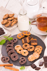 Shortcrust pastry biscuits.