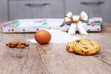 Biscotti natalizzi e pasquali con addobbi