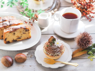 モンブランとパウンドケーキでティータイム