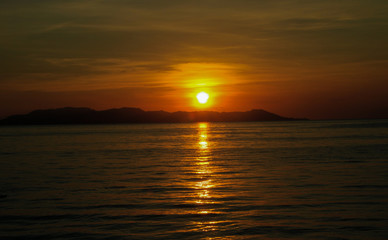 Obraz premium sunset over the sea