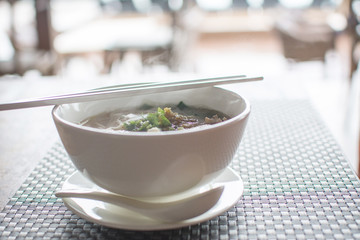 thai chicken noodles  on table