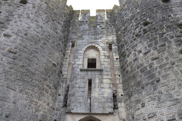 Entrée des remparts de la ville fortifiée de Aigues Mortes - Département du Gard - Région Occitanie - France