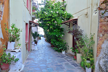 Fototapeta na wymiar Aisle at old town of Chania, Crete, Greece 