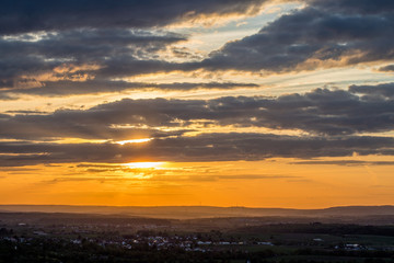 Fototapeta na wymiar Sonnenuntergang am Galgenbuckel Gammelshausen Blick nach Westen