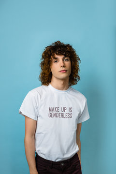 Make Up is Genderless, Tshirt on a Feminine Young Man