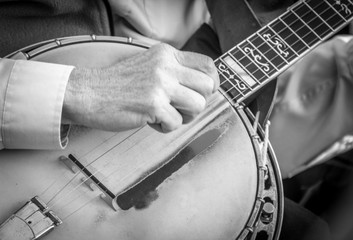 Black and white banjo 