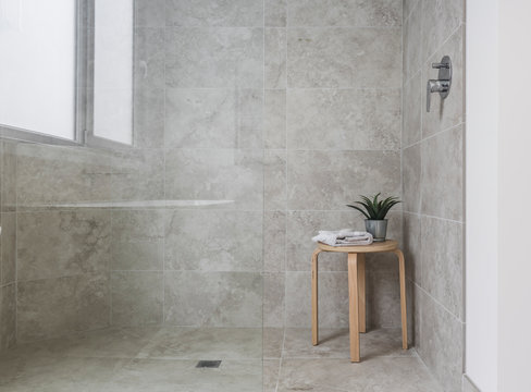 Luxury shower