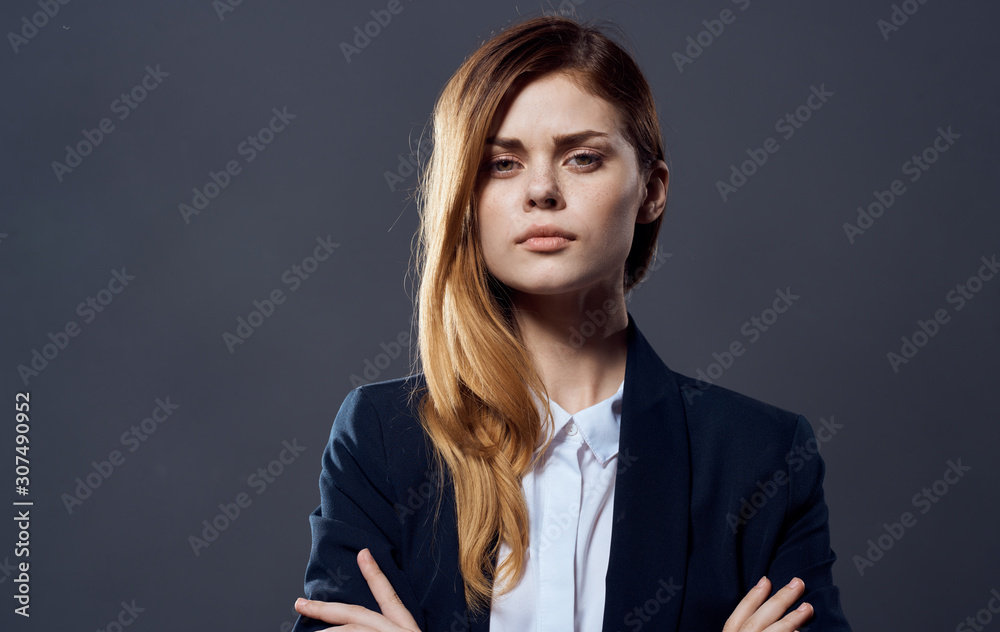 Wall mural portrait of a young woman