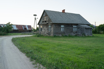 Fototapeta na wymiar old house in Kopytkowo, Biebrza National Park, Poland