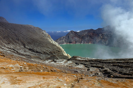 Indonesia, Java, scenic view of Ijen volcano