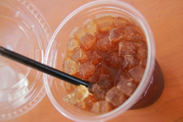 おしゃれな日本のアイスコーヒー