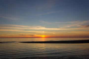 Obraz premium gorgeous sunset on the north sea