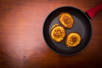 Fritters in the pan