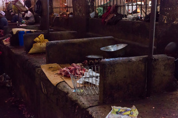 Fleisch auf einem Markt auf Sansibar