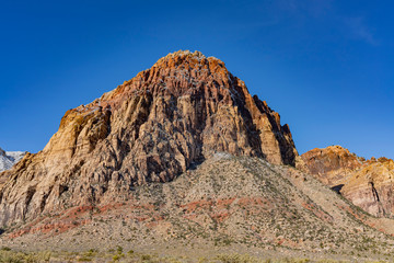 Fototapeta premium Winter snowy landscape of the famous Red Rock Canyon