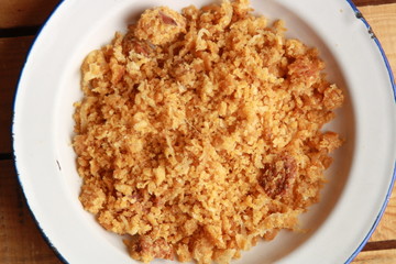 Las migas is a typical Spanish dish made with crumbs, onions and chorizo