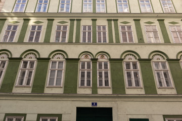 Obraz premium Art deco facade in Vienna / Wien