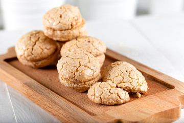 Acibadem kurabiyesi is a traditional Turkish biscuit made of bitter almonds, sugar and egg whites. 