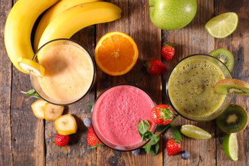 fruit smoothy with ingredient, banana, berry and kiwi