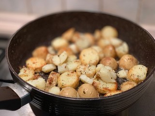 frying pan with potatoes