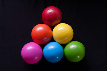 Color triangle of plastic balls