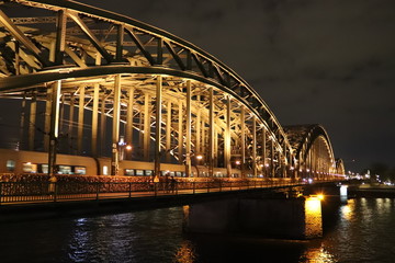 Hohenzollernbrücke