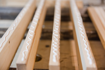 apply glue to the tree. glue the wooden board. glue the wood worktop.