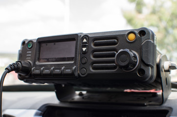 radio communication equipment for vehicles