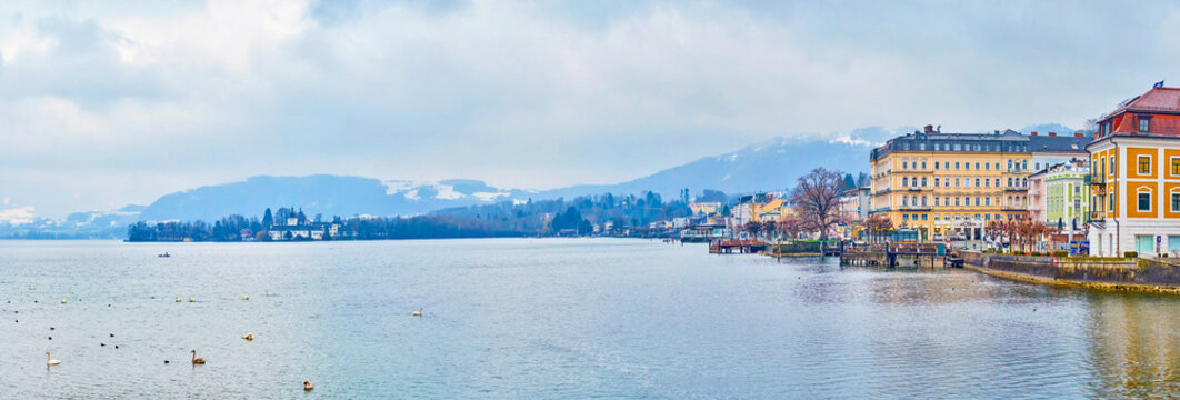 Winter Austrian Resort, Gmunden