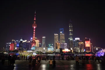 Foto op Plexiglas Pudong night view from the Bund in Shanghai, China © YAMASA