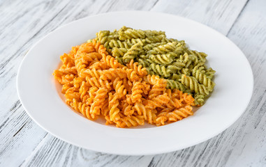 Fusilli with traditional and tomato pesto