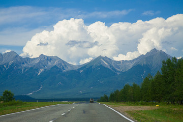 Naklejka premium road in mountains