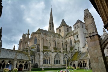 Fototapeta premium The beautiful cloister of the Treguier cathedral in Brittany