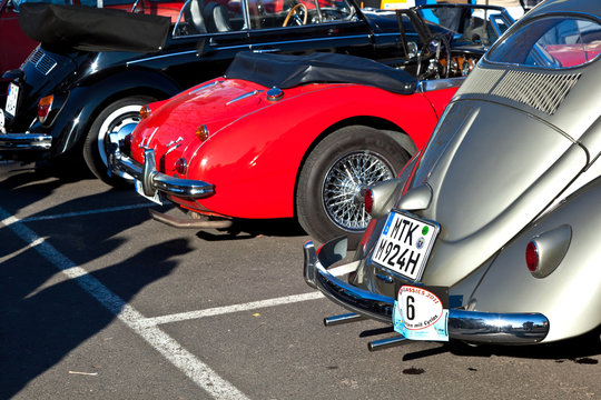 Beautiful oldtimer take place in the MTK Classics 2011 to support the politician Cyriax