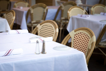 White linen table at a French bistro