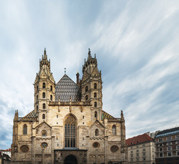 Fototapeta na wymiar Panoramic view of Stephansdom or St. Stephen Cathedral in Vienna Austria