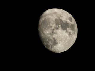 月　moon