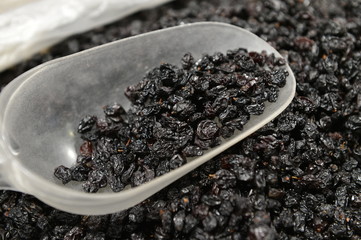 Dried greens, raisins, dried fruit