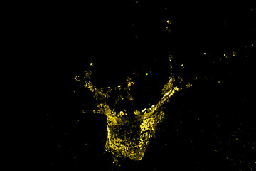 Wasserbalon explosion in farbe