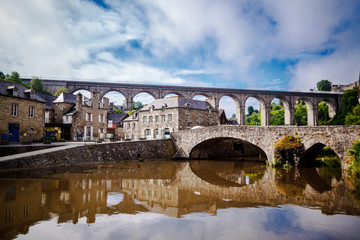 Obraz premium Panoramic view on Viaduc de Dinan across La Rance river and port of Dinan, Brittany, France