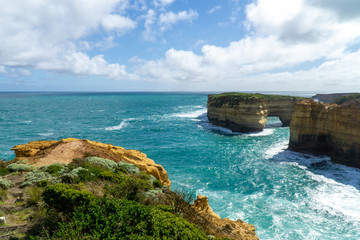 Fototapeta na wymiar Port Campbell National Park is located 285 km west of Melbourne in the Australian state of Victoria and is the highlight of the Great Ocean Road and the Great Ocean Walk