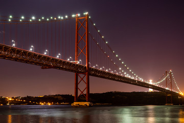 Fototapeta na wymiar Lissabon / Ponte 25 de Abril