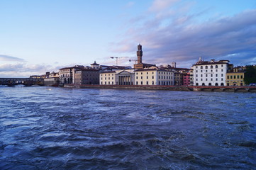 Fototapeta premium The swollen river Arno in Florence, Italy
